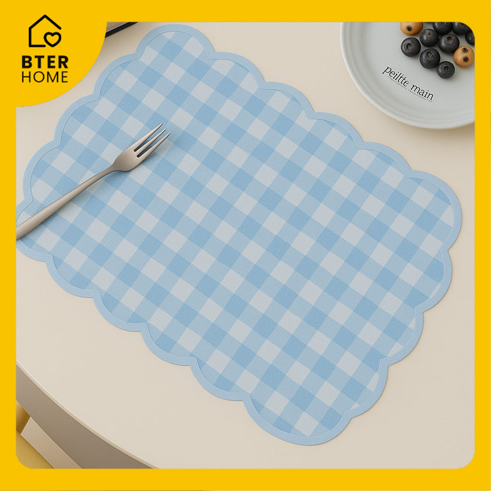 Bter Home Tatakan Piring Placemat Gingham Kotak Cerah Scallop Anti Slip Tahan Panas PVC Premium Mudah Dibersihkan