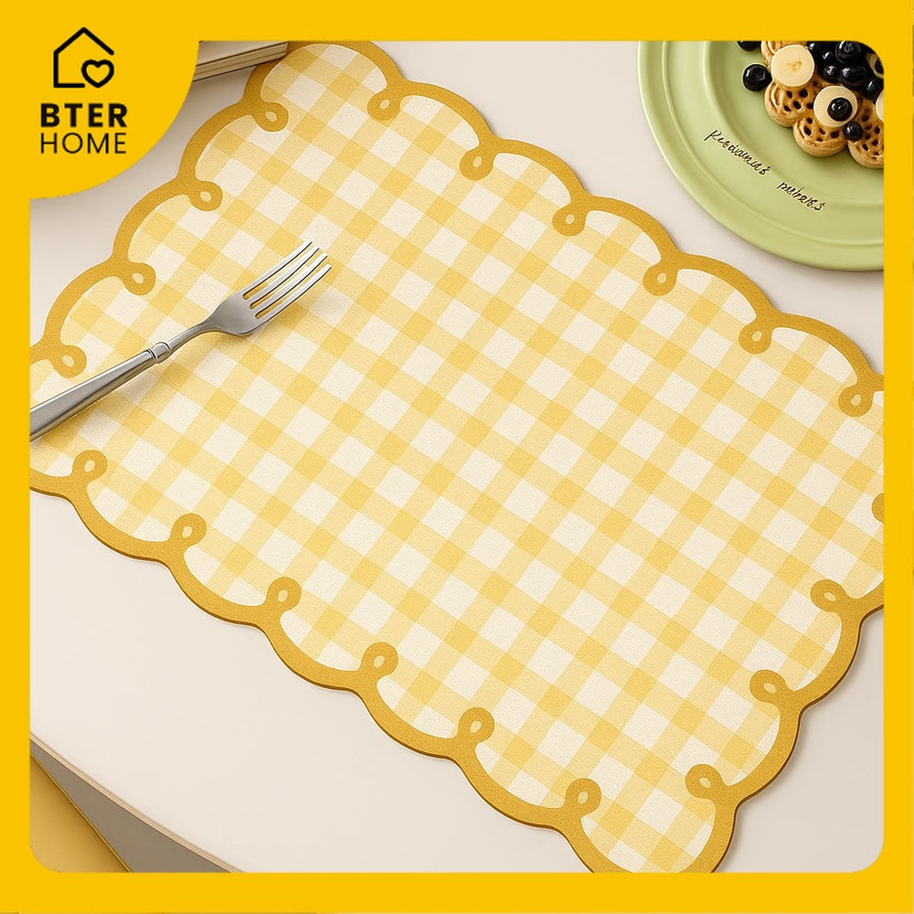 Bter Home Tatakan Piring Placemat Gingham Kotak Pastel Anti Slip Tahan Panas PVC Premium Estetik Scallop Edge