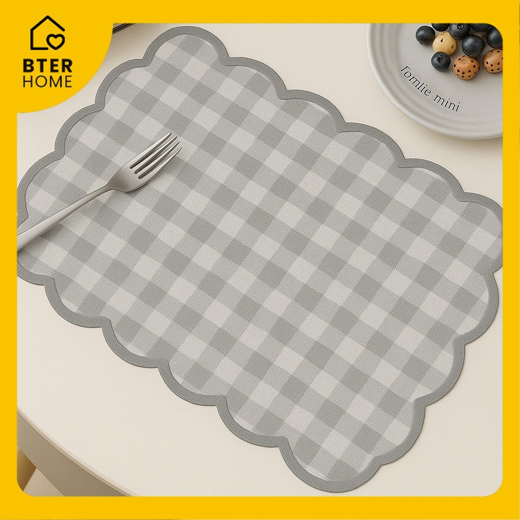 Bter Home Tatakan Piring Placemat Gingham Kotak Cerah Scallop Anti Slip Tahan Panas PVC Premium Mudah Dibersihkan