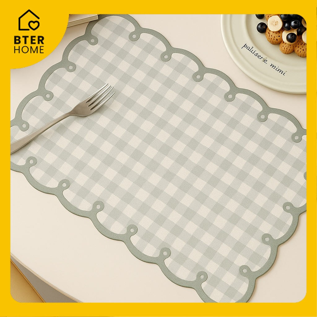 Bter Home Tatakan Piring Placemat Gingham Kotak Pastel Anti Slip Tahan Panas PVC Premium Estetik Scallop Edge