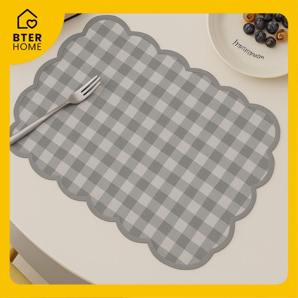 Bter Home Tatakan Piring Placemat Gingham Kotak Cerah Scallop Anti Slip Tahan Panas PVC Premium Mudah Dibersihkan