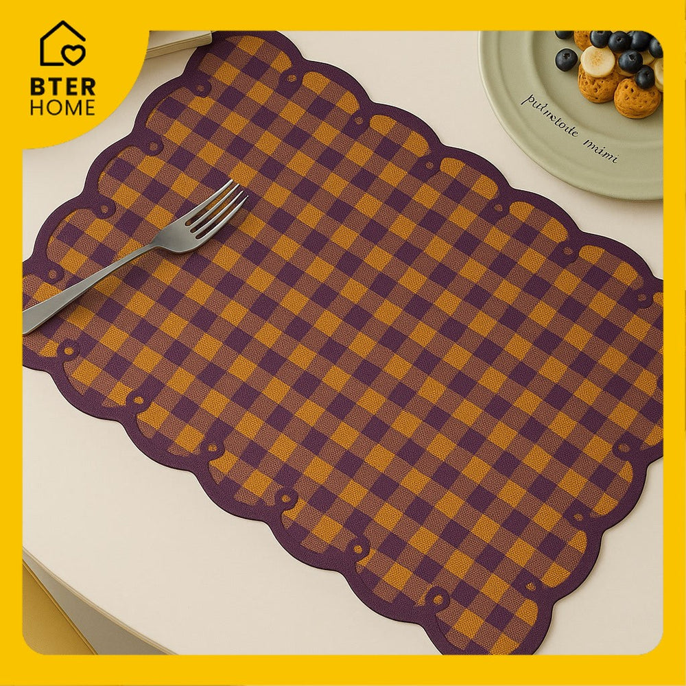 Bter Home Tatakan Piring Placemat Gingham Kotak Pastel Anti Slip Tahan Panas PVC Premium Estetik Scallop Edge